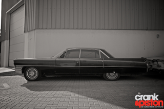 Illustration for article titled Hidden classic cars wait for surgery in Dubai